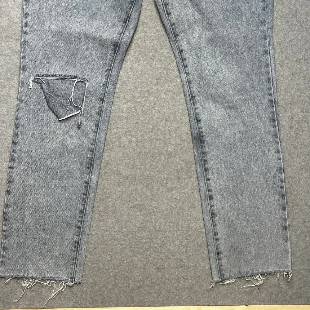Superdown Jeans Women's Size 29 Light Wash Distressed‎ Hem High Rise Denim